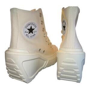 Chuck 70 De Luxe Wedge Women’s 6.5 NWOB